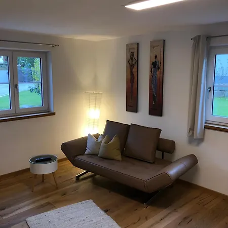 Ferienwohnung Im Zentrum Bad Endorf Exterior photo